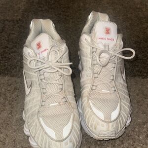 Nike Shox Men’s Athletic Shoes